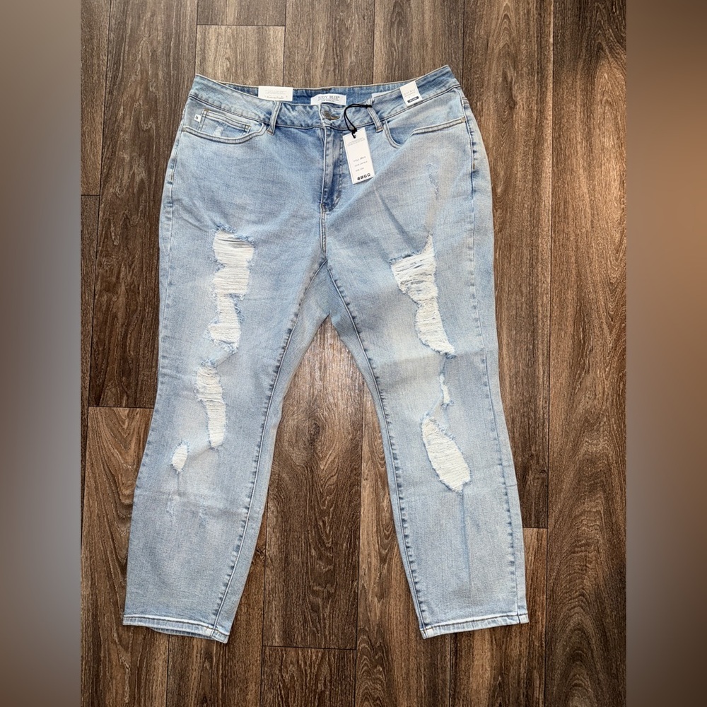 Judy Blue Boyfriend Fit Jeans